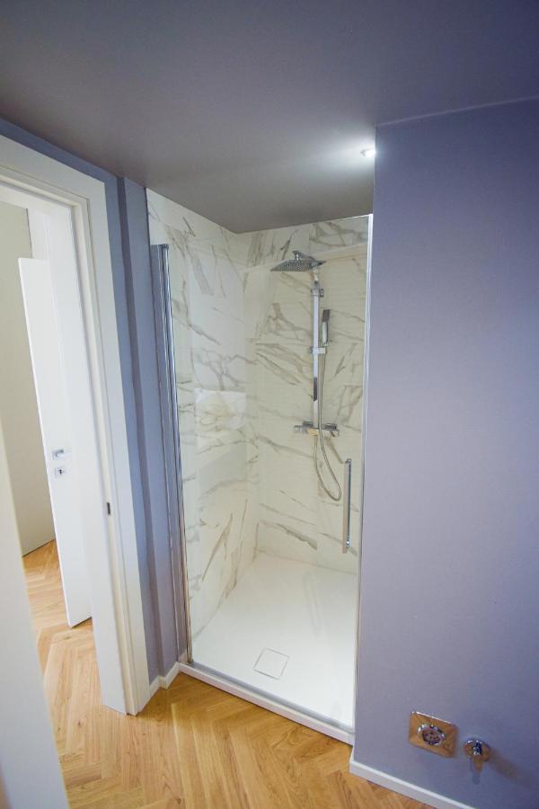 Sibilla Suite Apartment - Via Piella 14 Bolonya Dış mekan fotoğraf