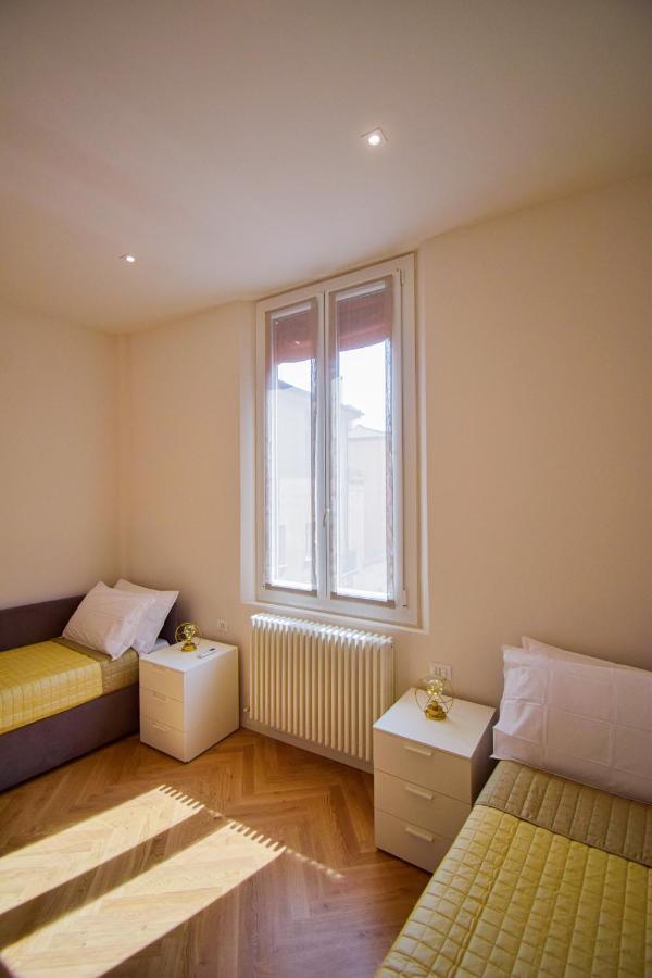 Sibilla Suite Apartment - Via Piella 14 Bolonya Dış mekan fotoğraf